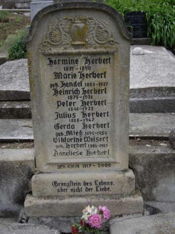 Herbert Peter 1848-1932 Handel Maria 1855-1927 Grabstein